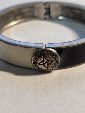 Vintage RARE BCBG Enamel Black & White Bangle Cuff Hinged Y2K Bracelet